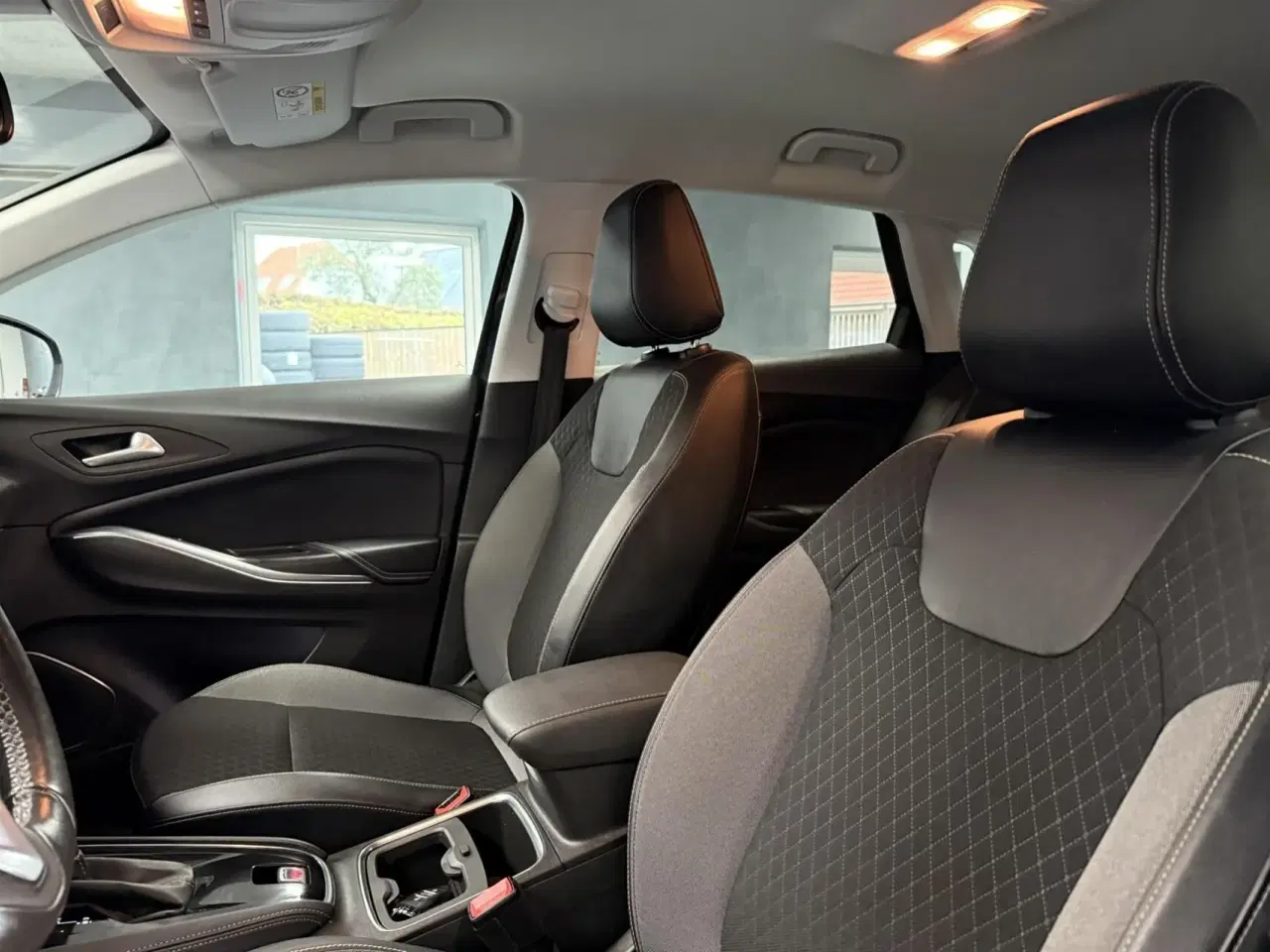 Billede 8 - Opel Grandland X 1,2 Direct Injection Turbo Innovation Start/Stop 130HK 5d 6g Aut.