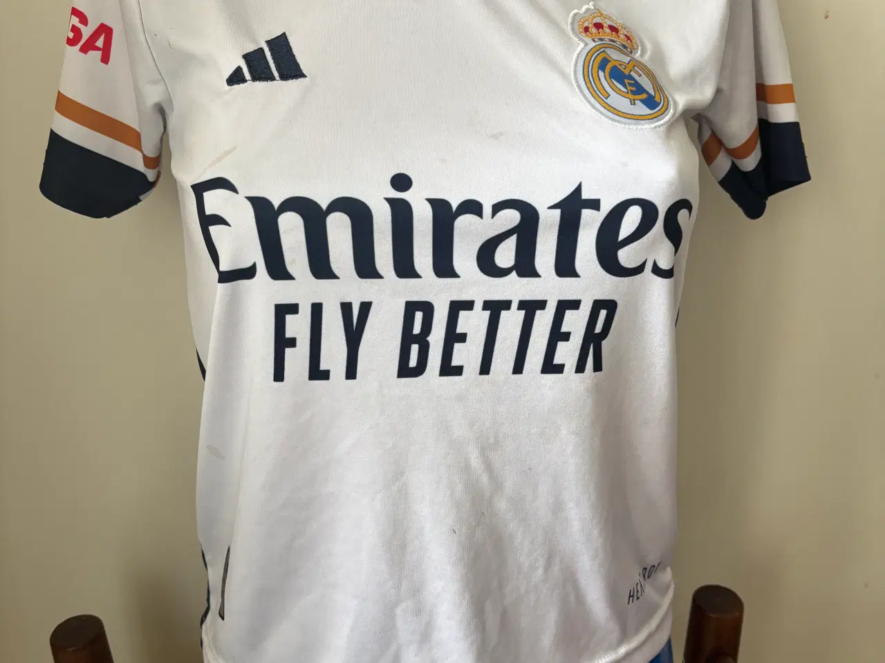 Billede 4 - Adidas Real Madrid Fodboldtrøje – Str. 128– Hvid 