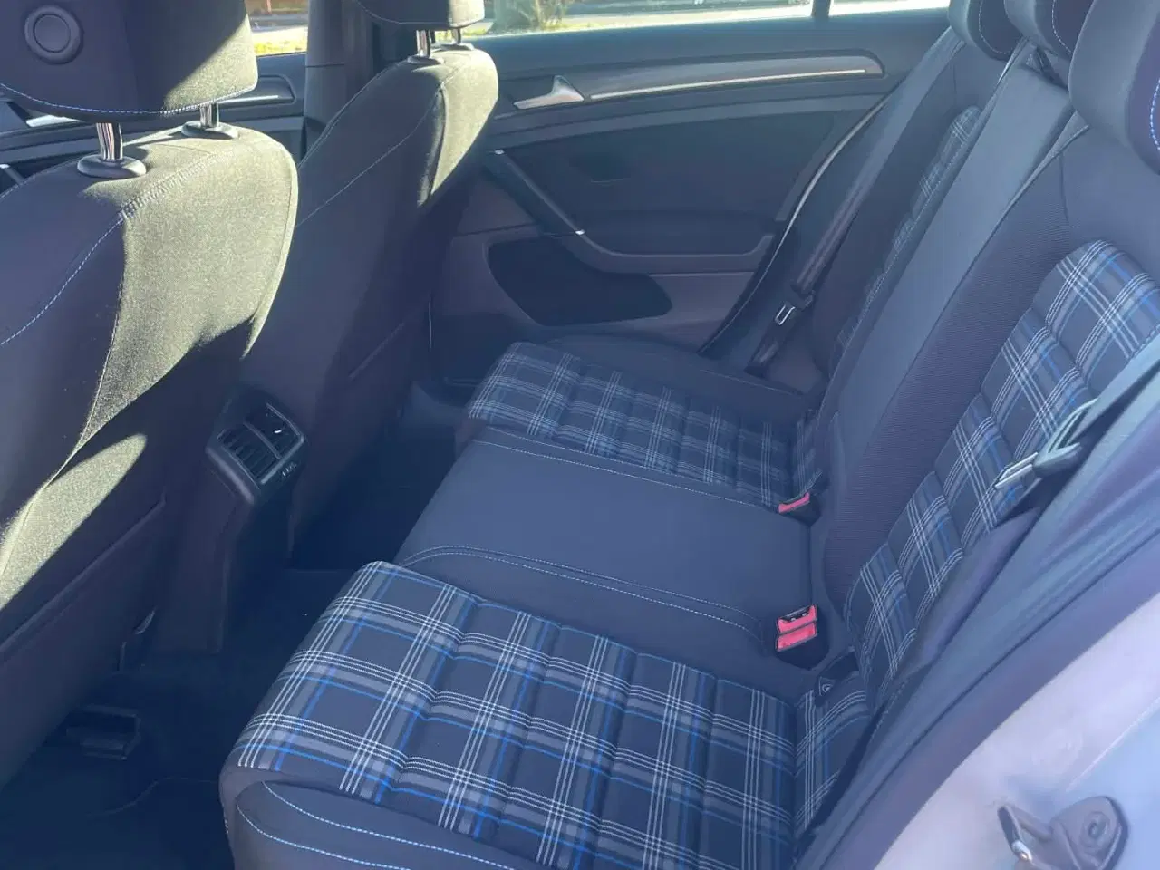 Billede 1 - 🚗 VW Golf GTE 1.4 TSI Plug-in Hybrid – Velholdt o