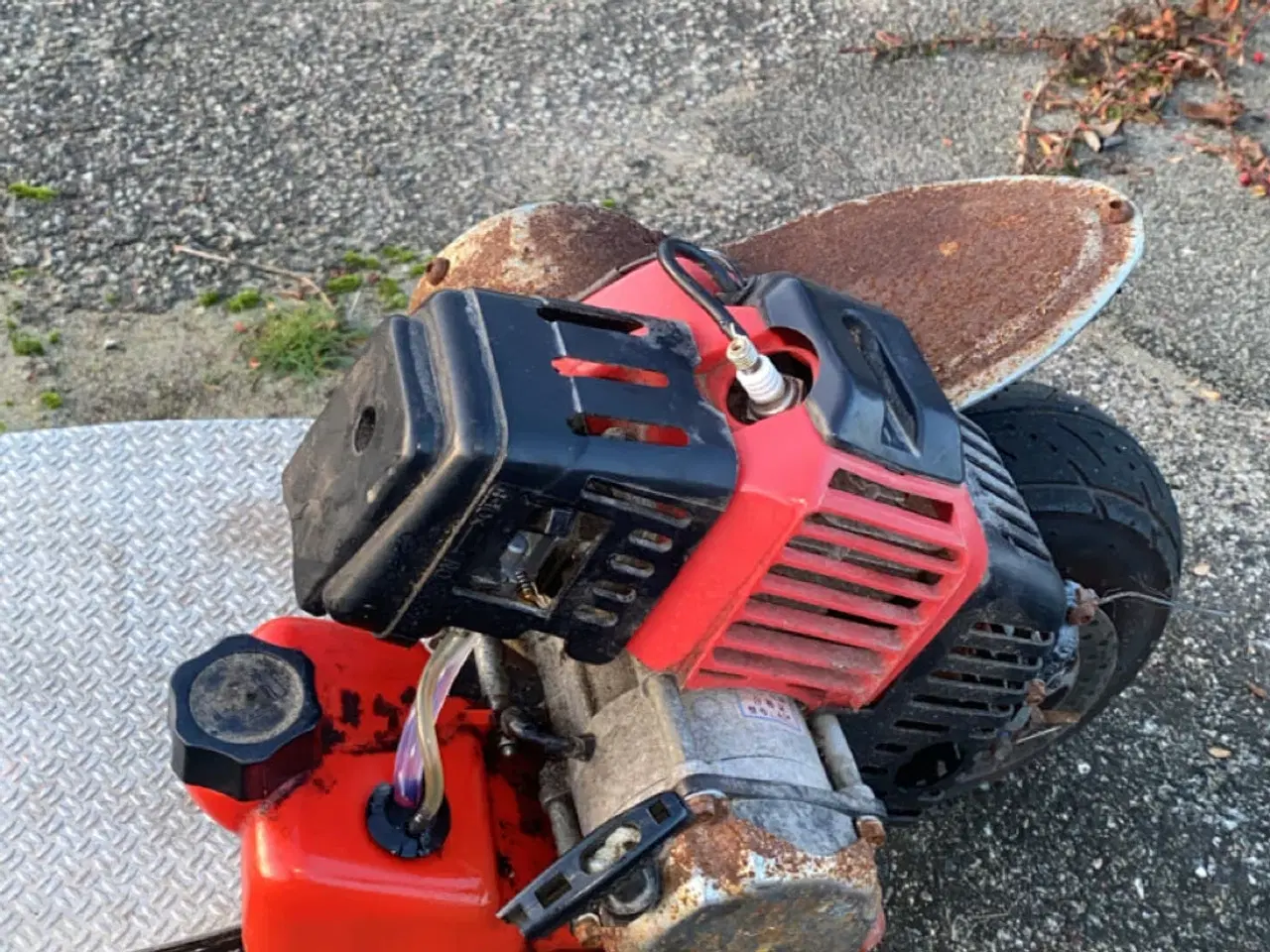 Billede 2 - Løbehjul med motor 