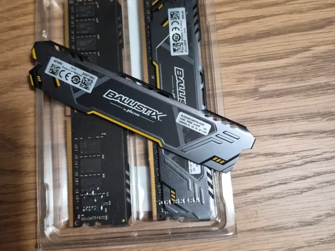 Billede 3 - DDR4 16GB Kit (2x8) Crucial Ballistix Sport LT