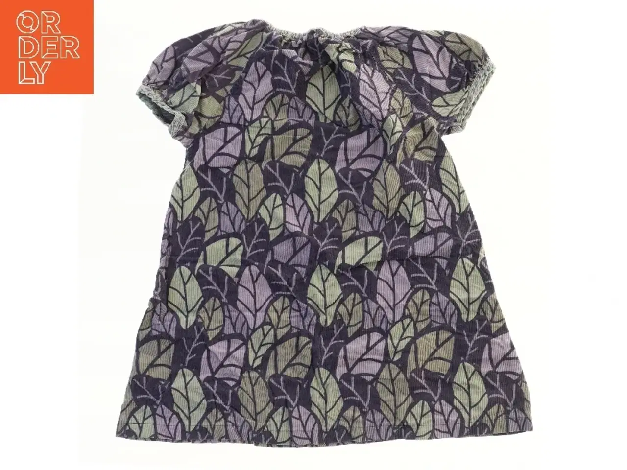 Billede 2 - Børnekjole med bladmønster fra Phister & Philina (str. 110)