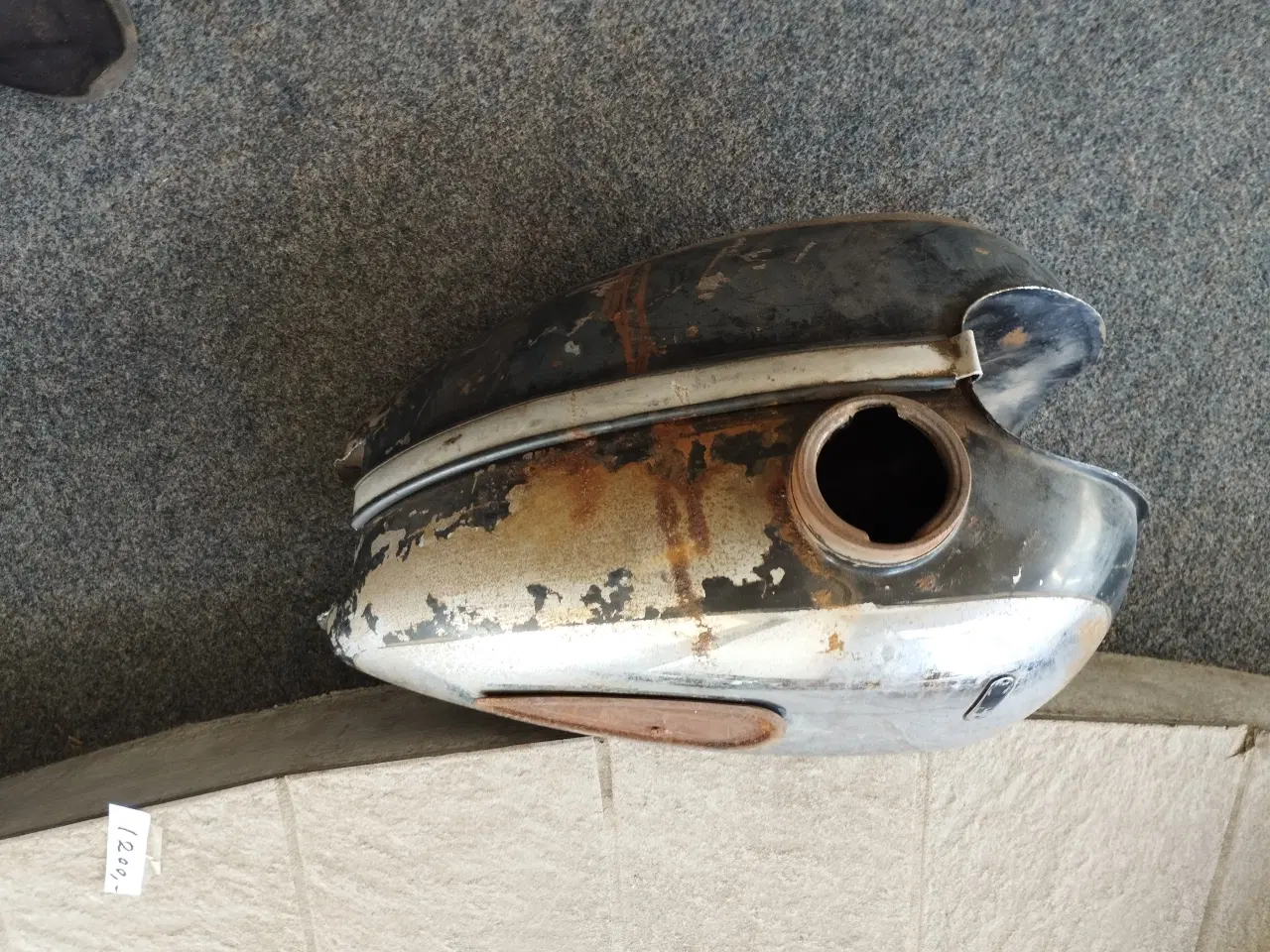 Billede 4 - Tank til NSU 250 , special . Se %) 