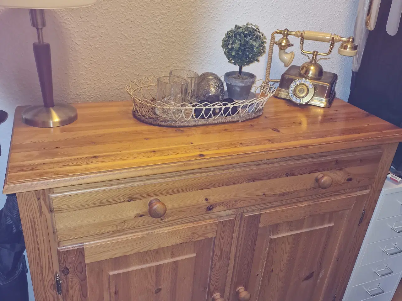 Billede 2 - Entresæt i fyr