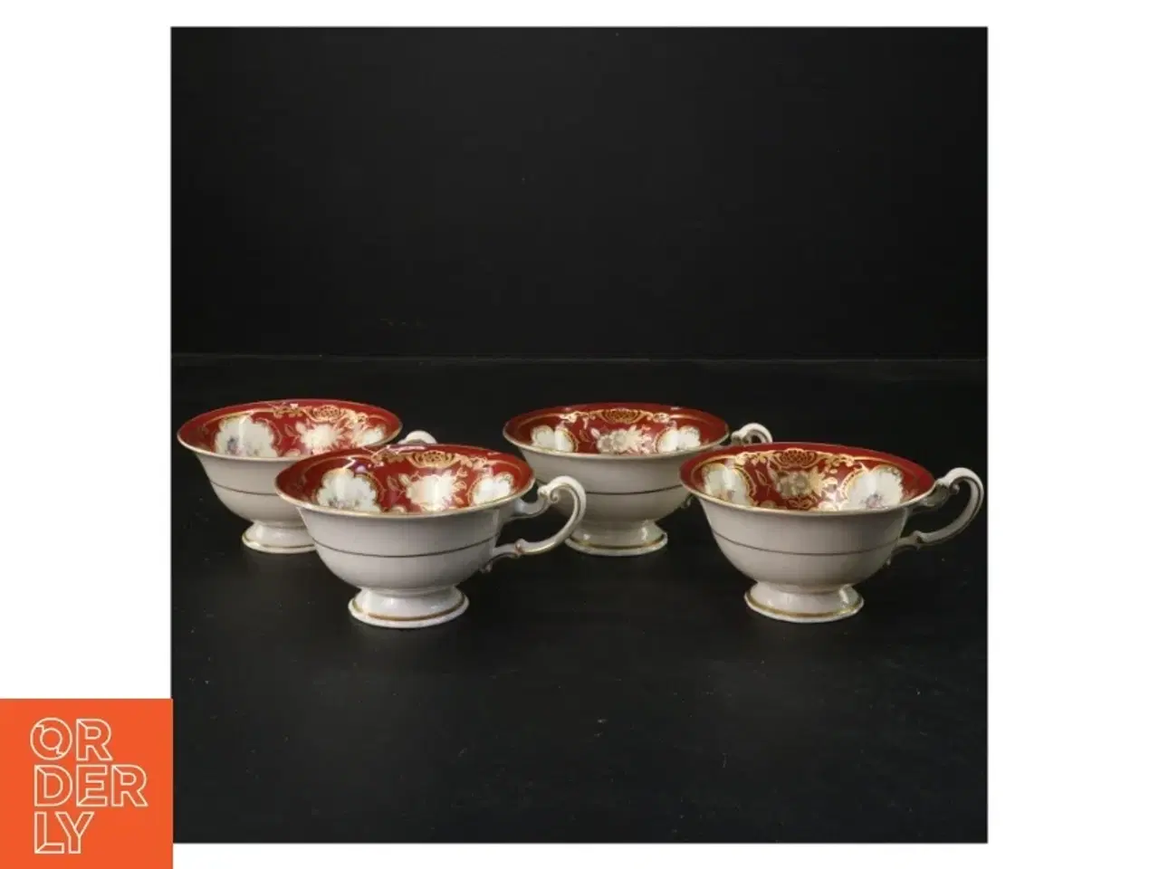 Billede 1 - Sæt af porcelænskopper med håndtag (str. Ø 10 cm)