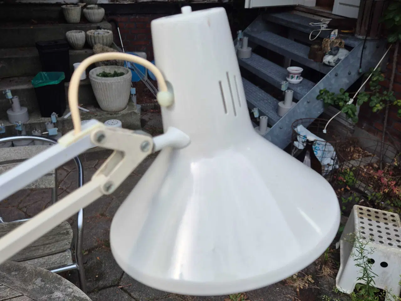 Billede 4 - To klassiske hvide arkitektlamper