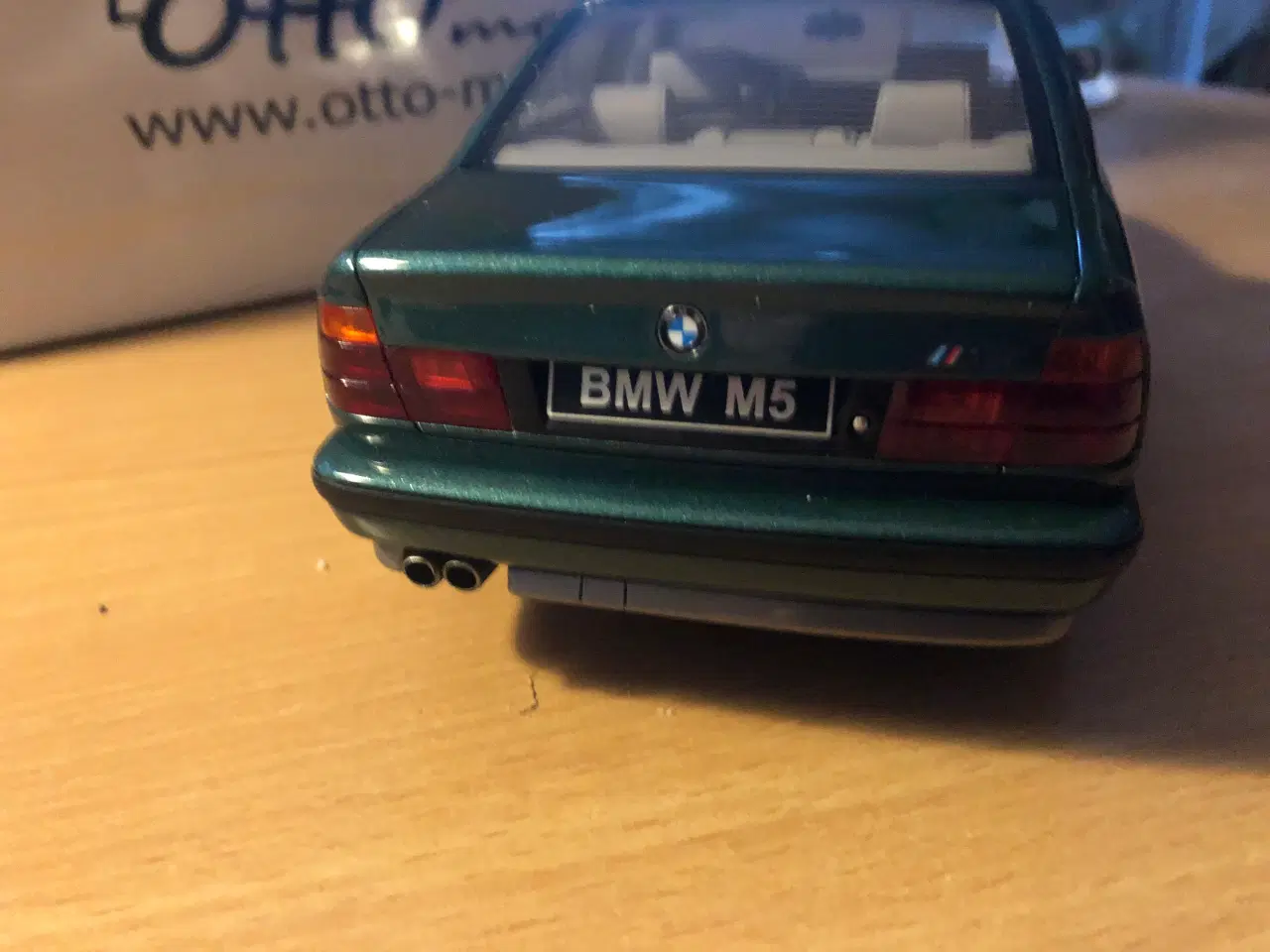 Billede 4 - 1:18 Bmw m5 E34