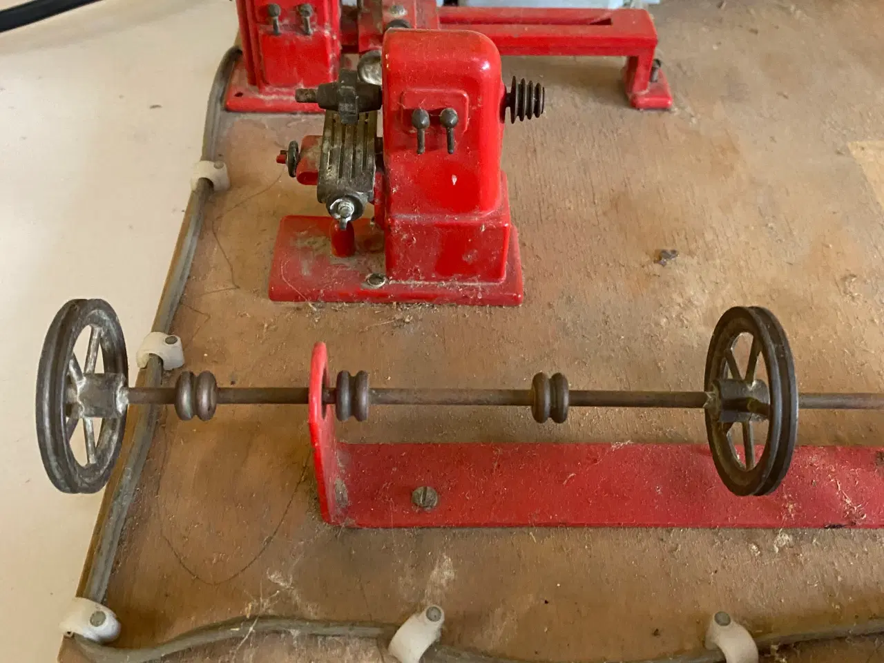 Billede 2 - Tekno maskiner med motor og strømforsyning.