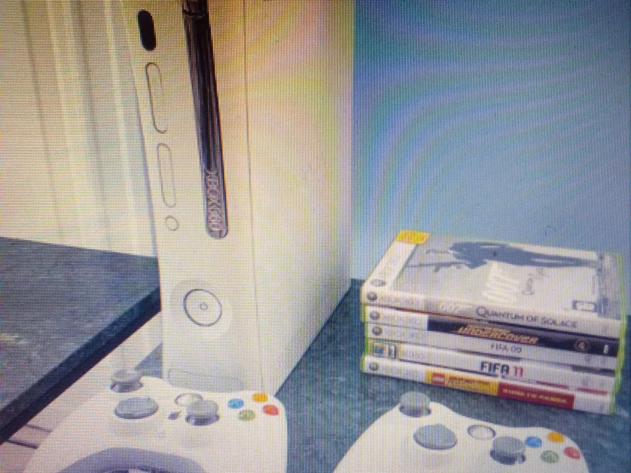 Billede 1 - Xbox 360. 2 controller. Masser af spil.