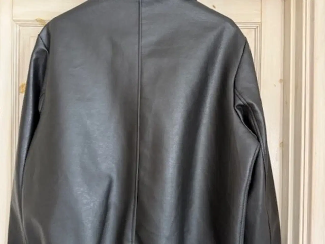 Billede 4 - Herre jakke Enkel & Moderne ( HELT NY )