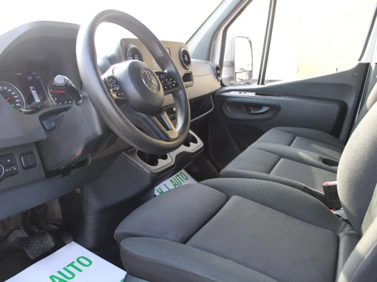 Billede 3 - Mercedes Sprinter 317 2,0 CDi A3 Alukasse m/lift aut. RWD