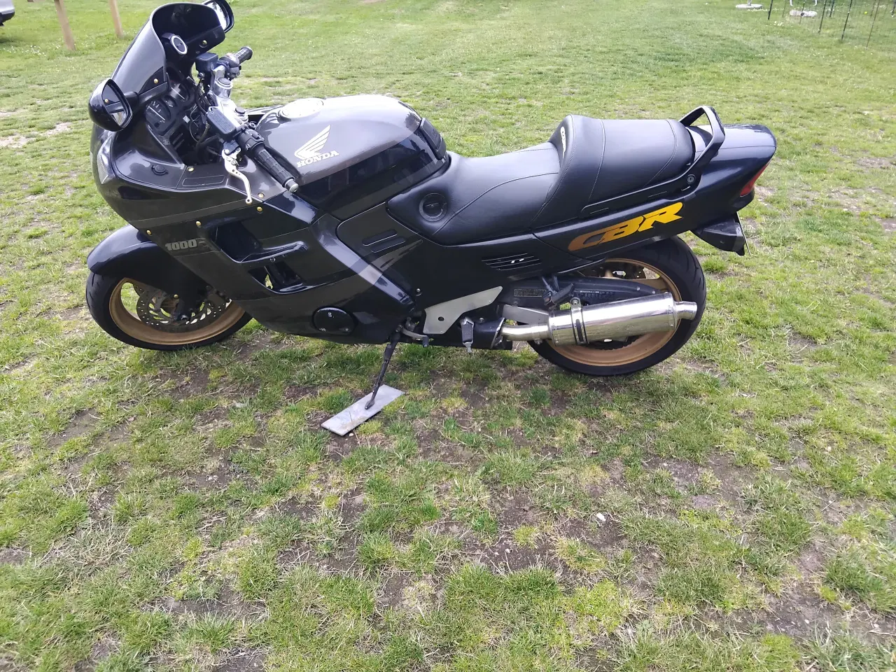 Billede 1 - CBR1000 FRA 1993