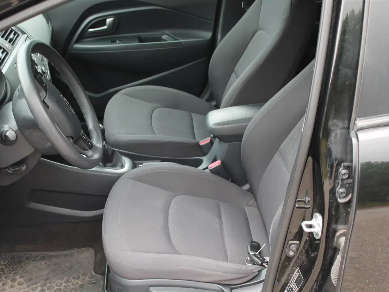 Billede 13 - Kia Rio 1,2 World Cup 85HK 5d