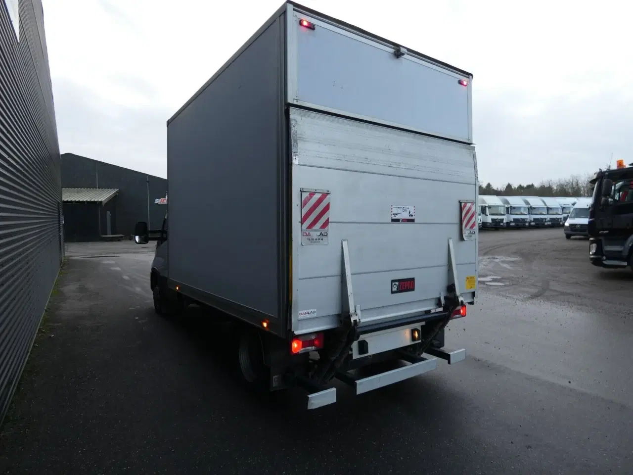 Billede 8 - Iveco Daily 35C18 BROBIL 3,0 D Alu.kasse m./Lift 180HK Ladv./Chas. Aut.