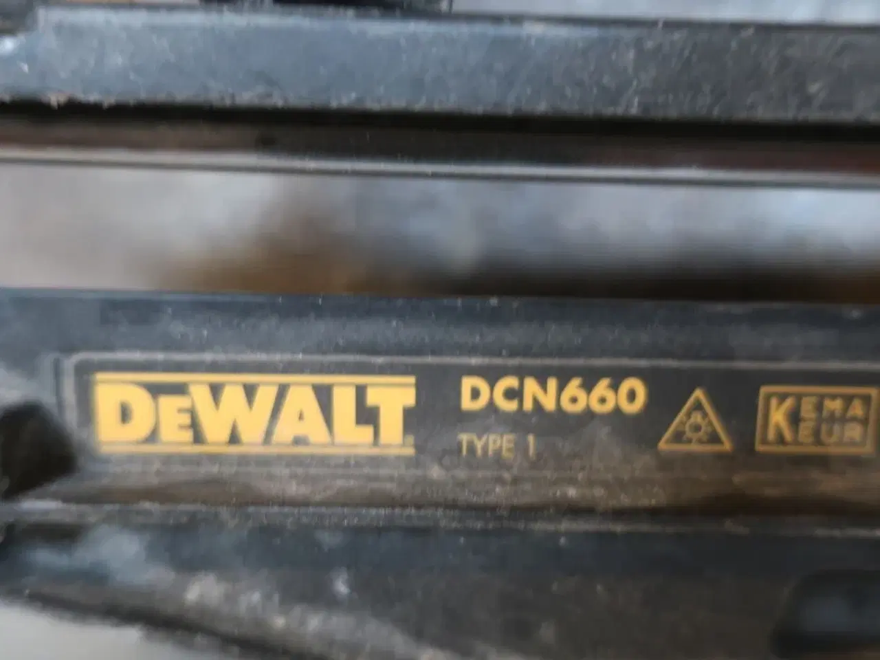 Billede 2 - 6 stk. akku håndværktøj DEWALT og lader