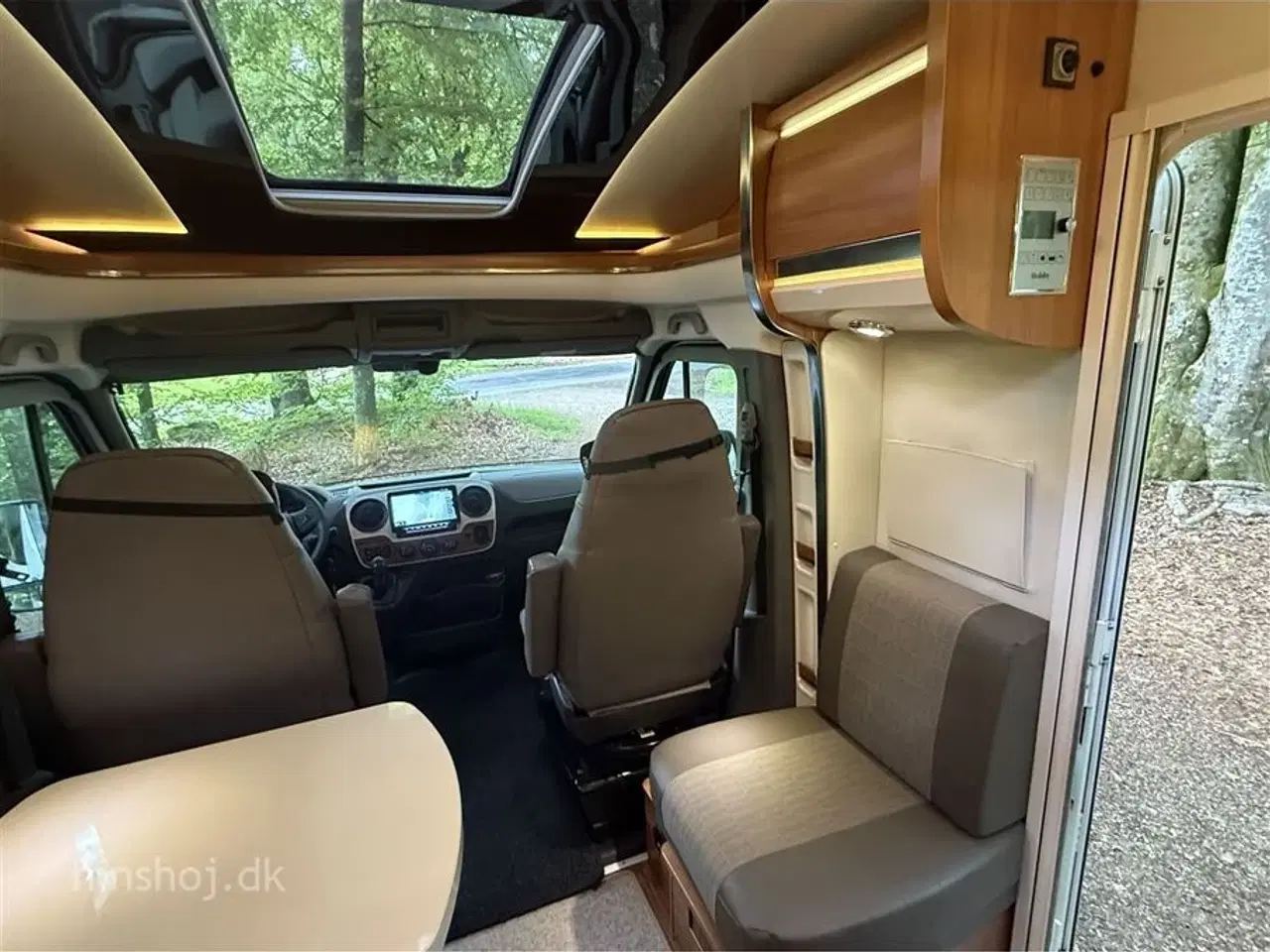 Billede 13 - 2014 - Hobby Optima Premium V65 GE   Top modellen fra Hobby autocamper hos  Hinshøj Caravan.