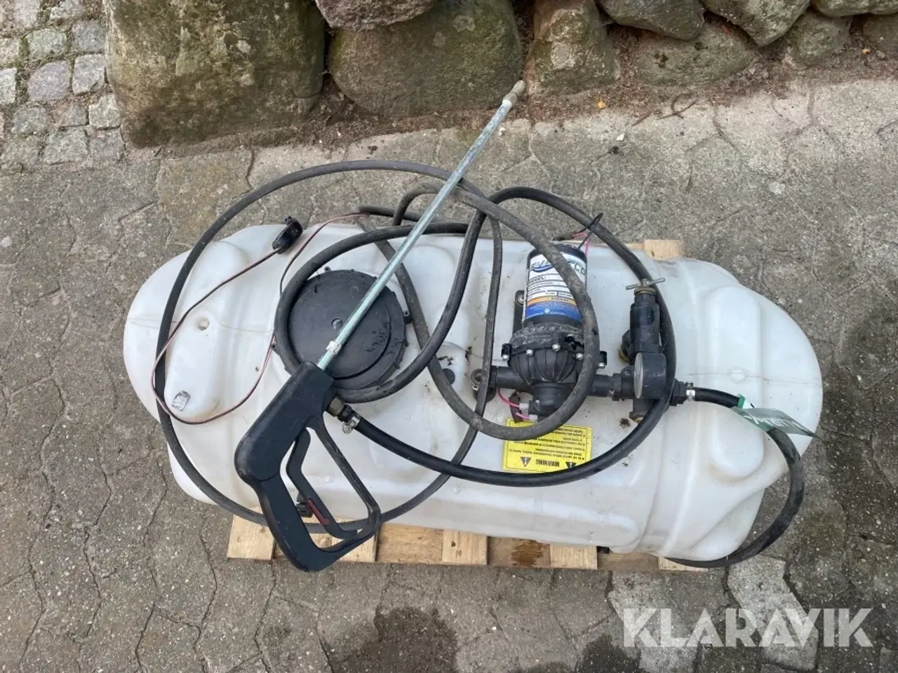 Billede 5 - Transportabel sprøjtetank med pumpe og lanse