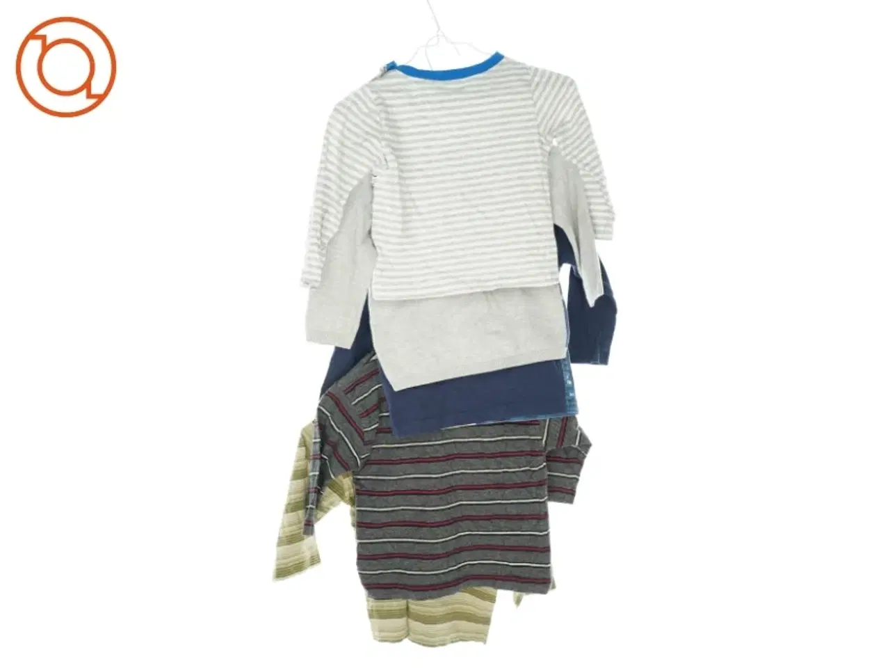 Billede 2 - Bluse (5 stk.) fra Ukendt (str. 86 cm)