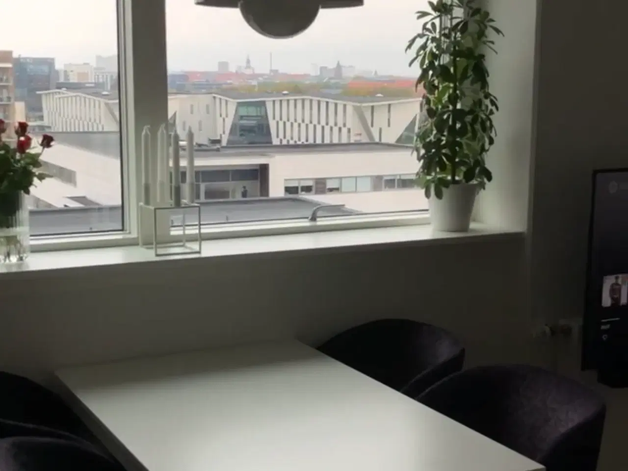 Billede 2 - Vangsta (Nu kaldet Vihals) spisebord m udtræk IKEA