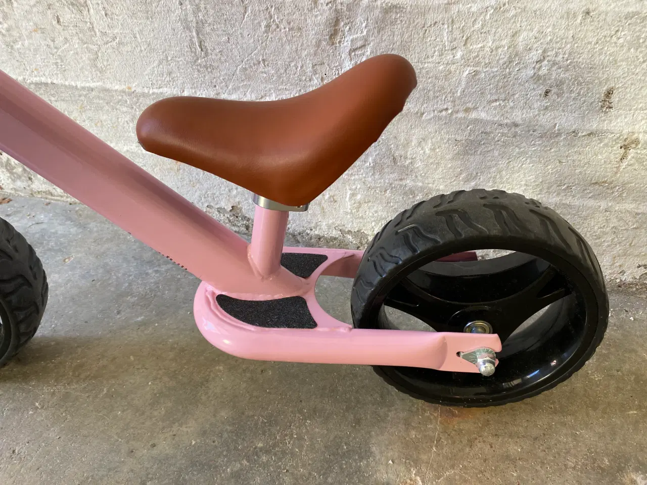 Billede 6 - Løbecykel i lyserød fra Bekids 