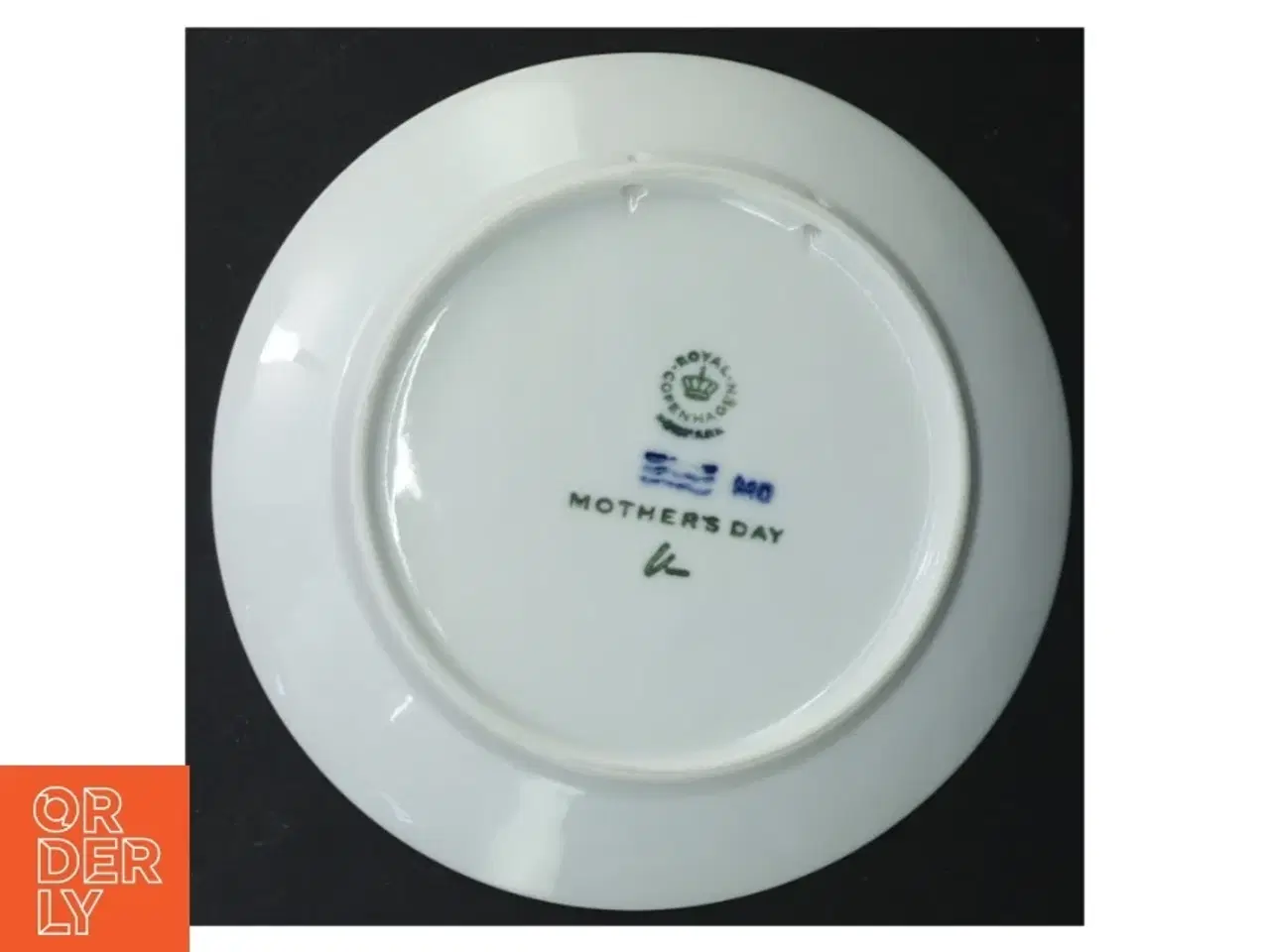 Billede 2 - Mors dag platte 1976 fra Royal Copenhagen (str. Ø 15 cm)