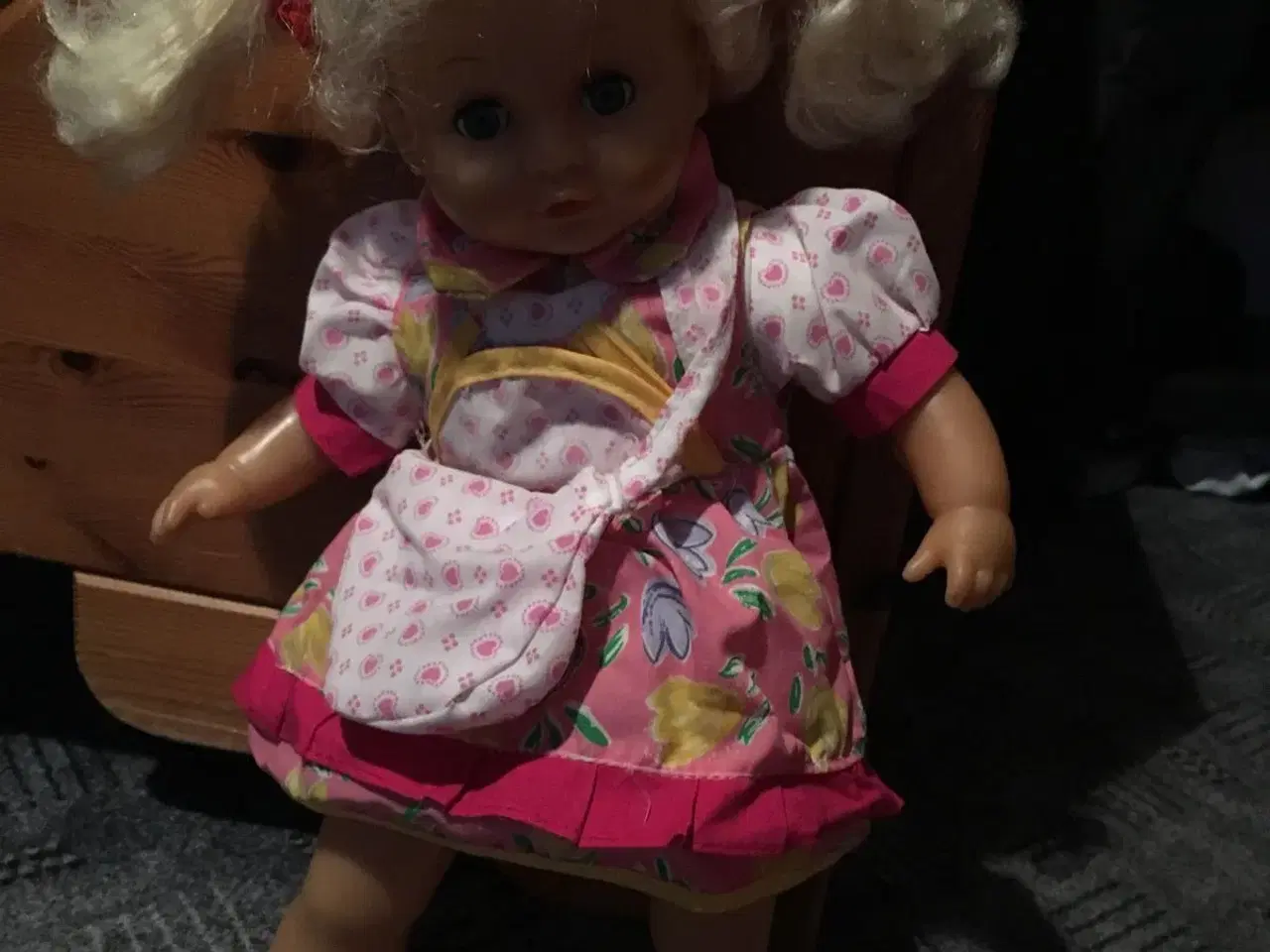Billede 4 - Sød dukke til salg