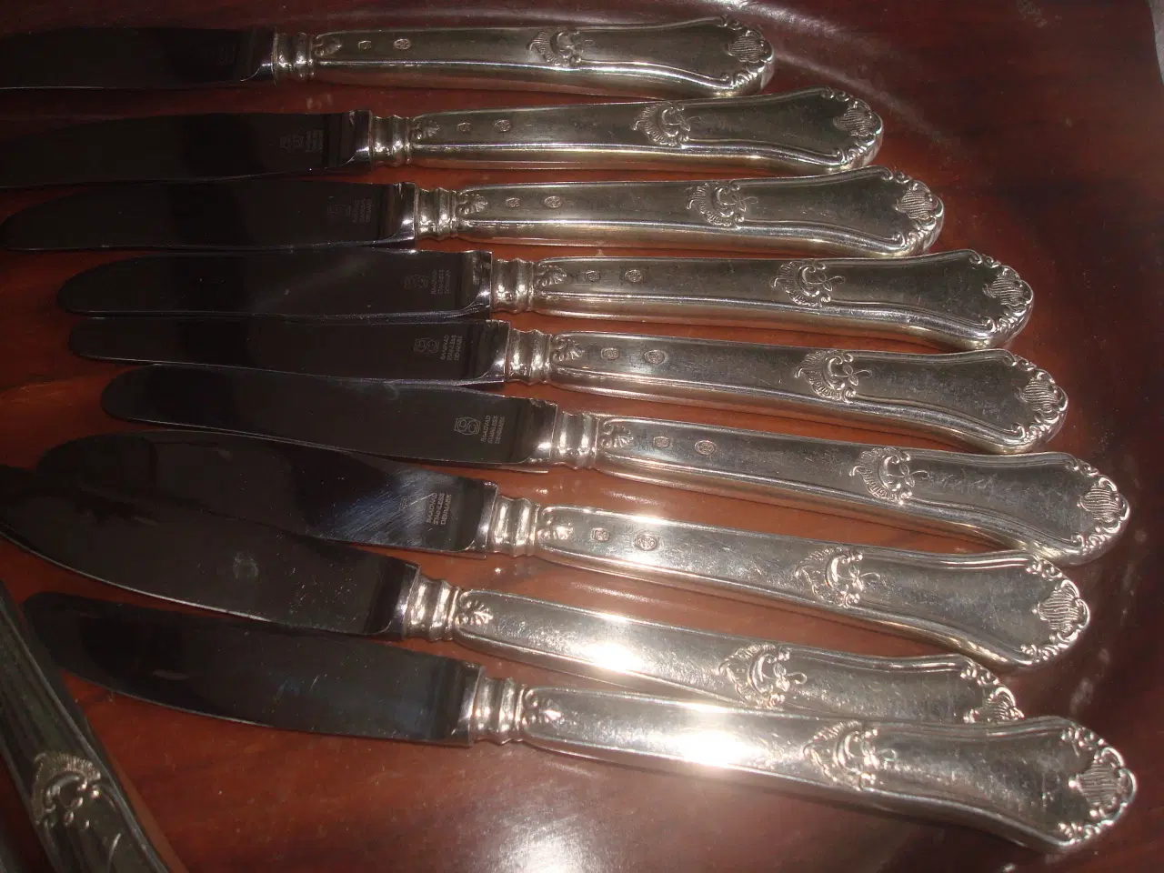 Billede 3 - ROSENHOLM, 12 flotte middagsknive , 9 frokostknive