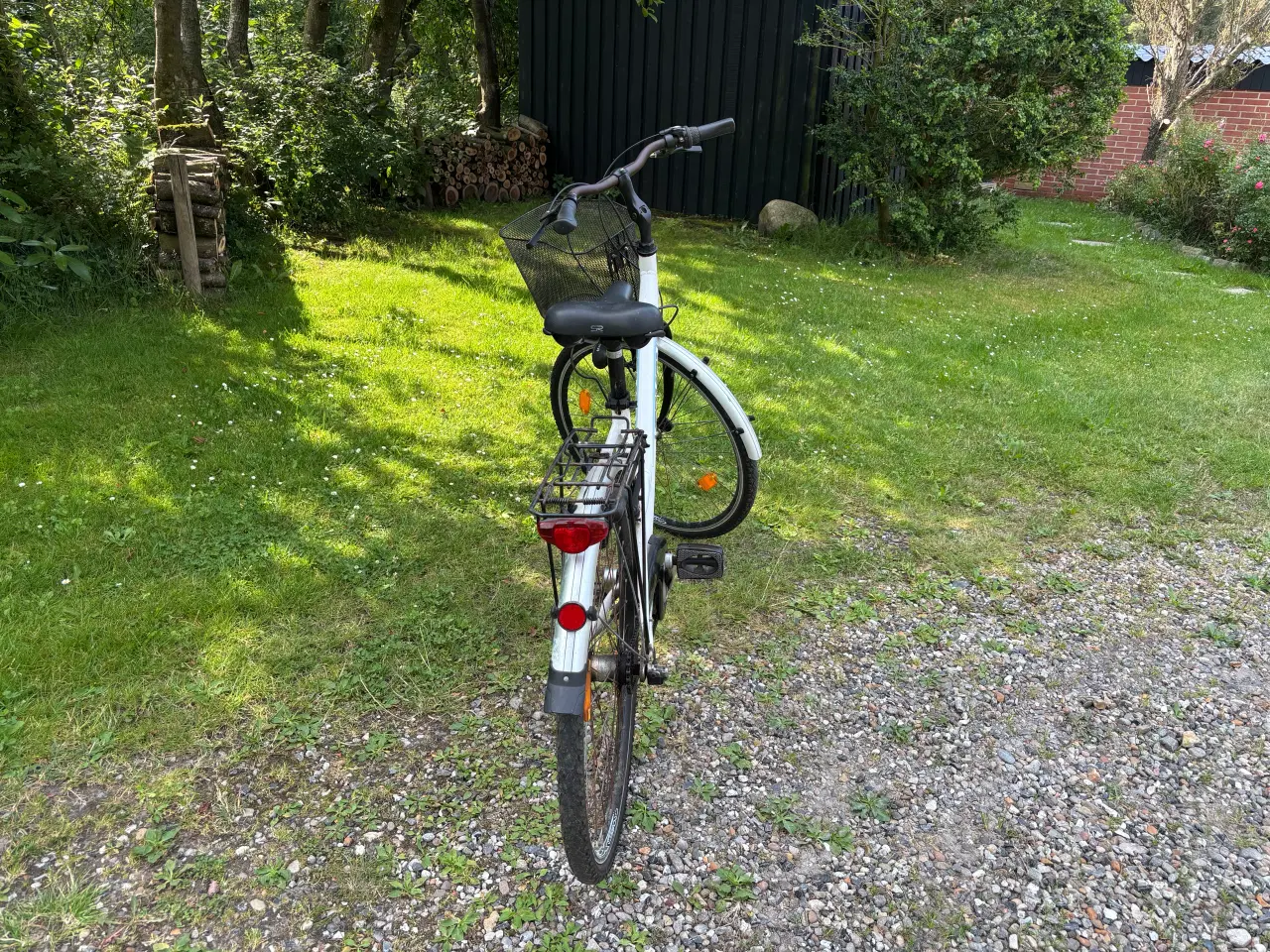 Billede 2 - Fin Damecykel med 3 indvendig gear