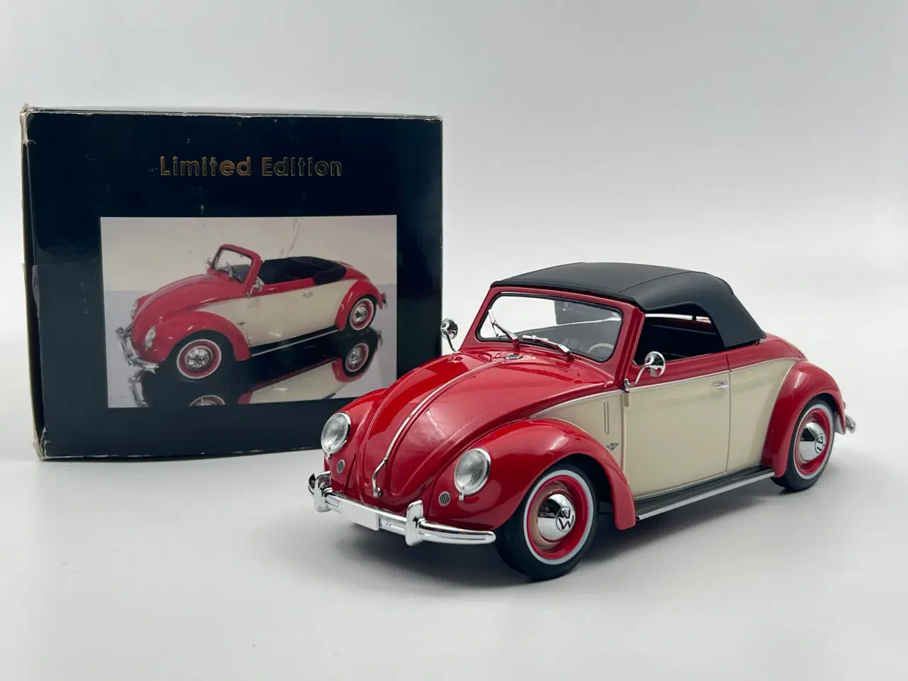 Billede 1 - 1949 VW 1200 Hebmüller Cabriolet - 1:18  