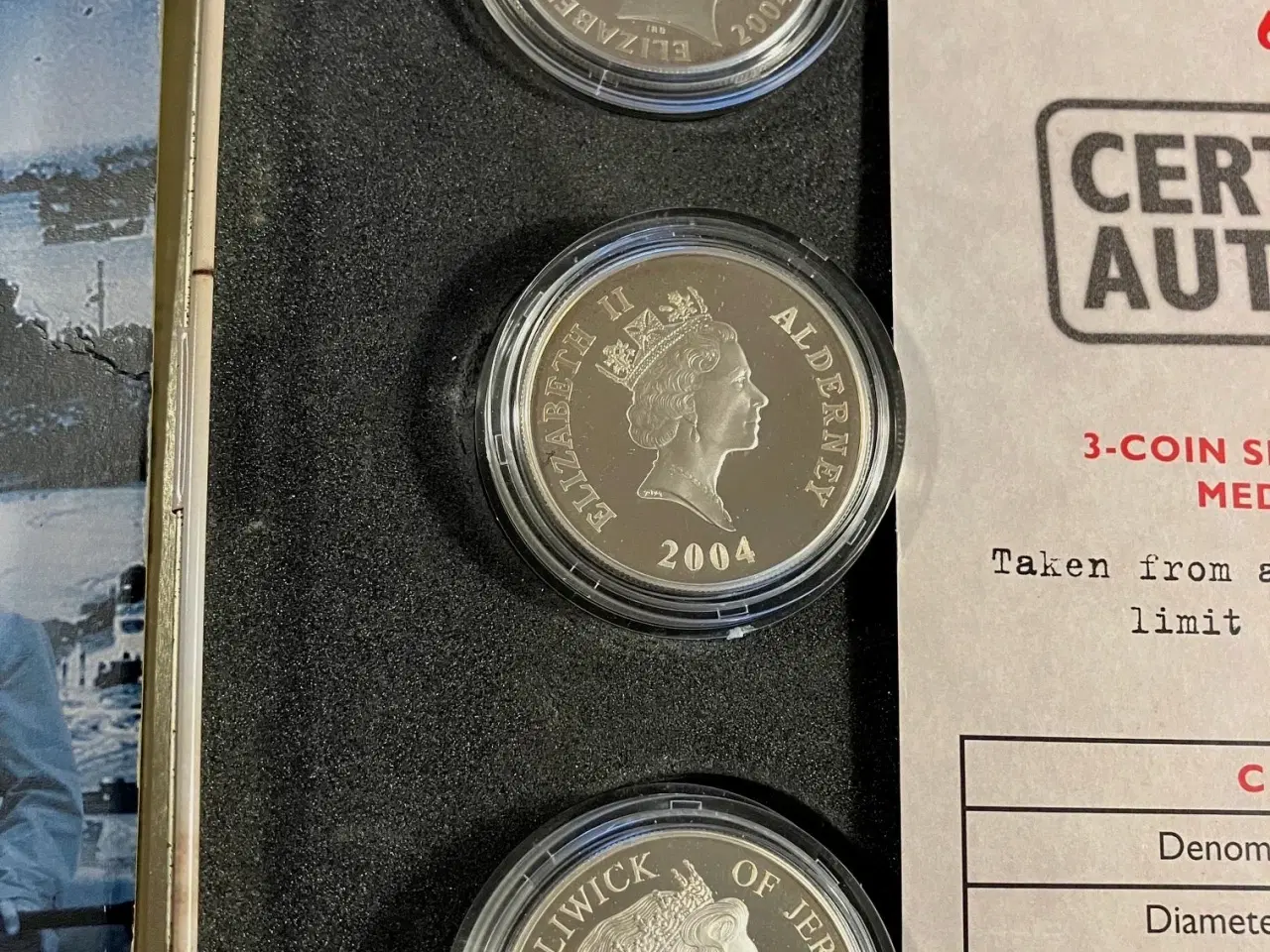 Billede 2 - D-Day Landing Coin set - 92,% silver