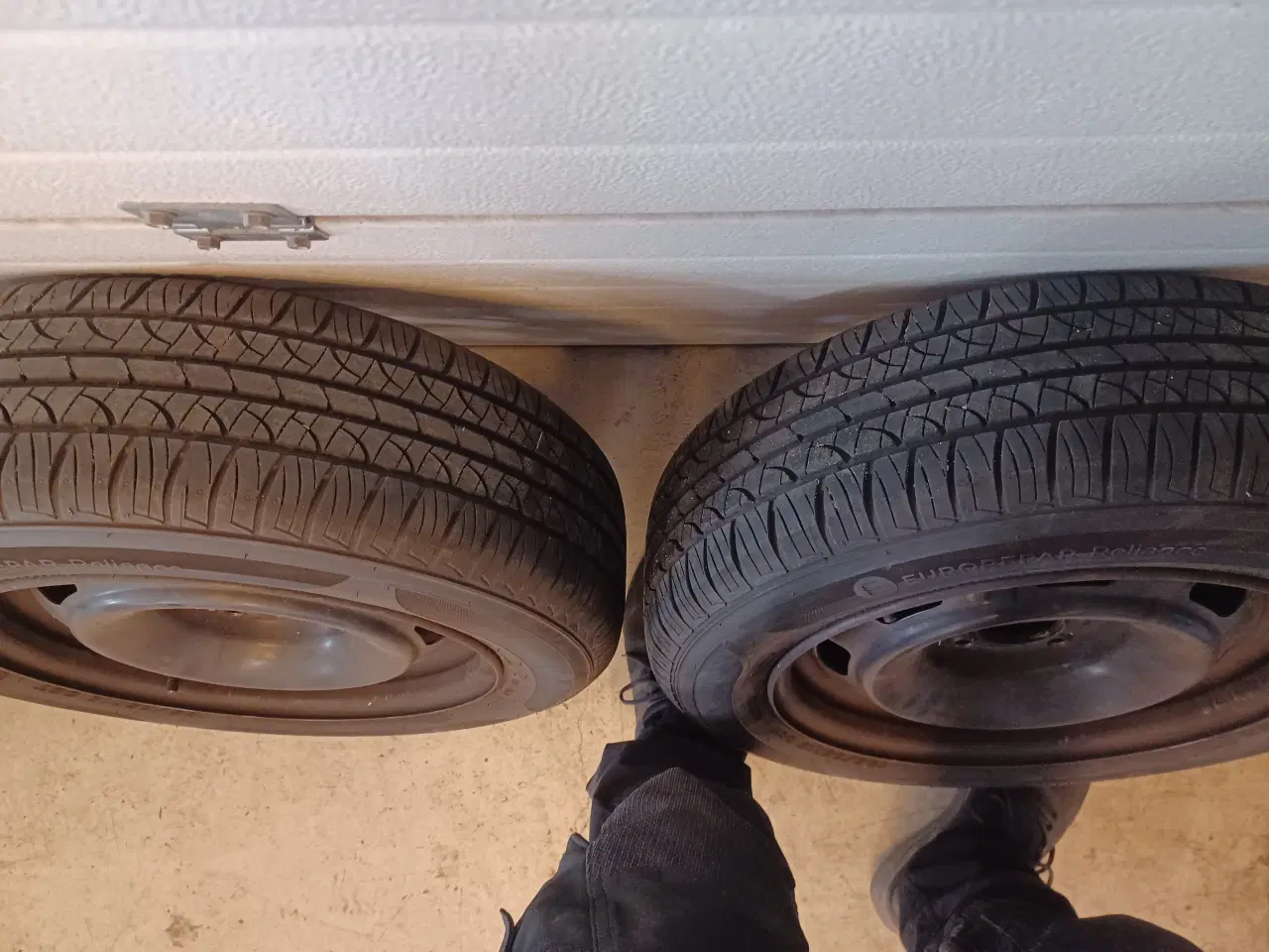 Billede 3 - Opel helårsdæk på fælge.