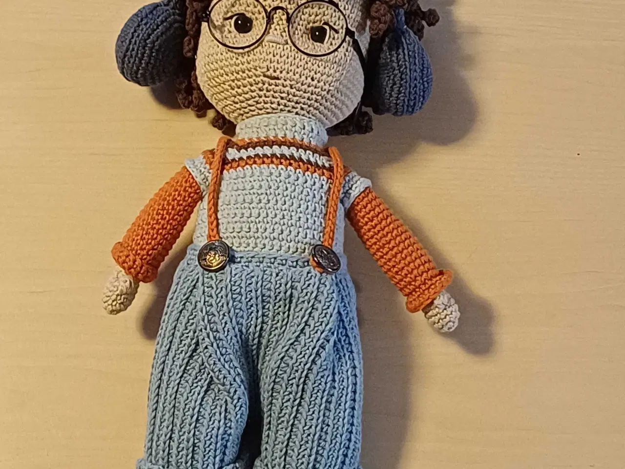 Billede 1 - Hæklet dukke - 40cm høj
