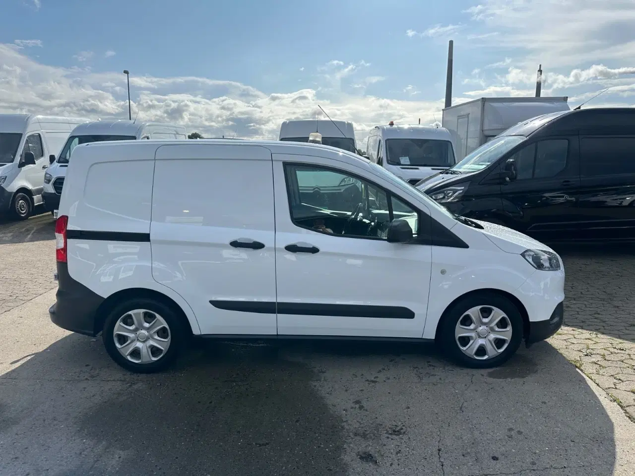 Billede 5 - Ford Transit Courier 1,5 TDCi 100 Trend