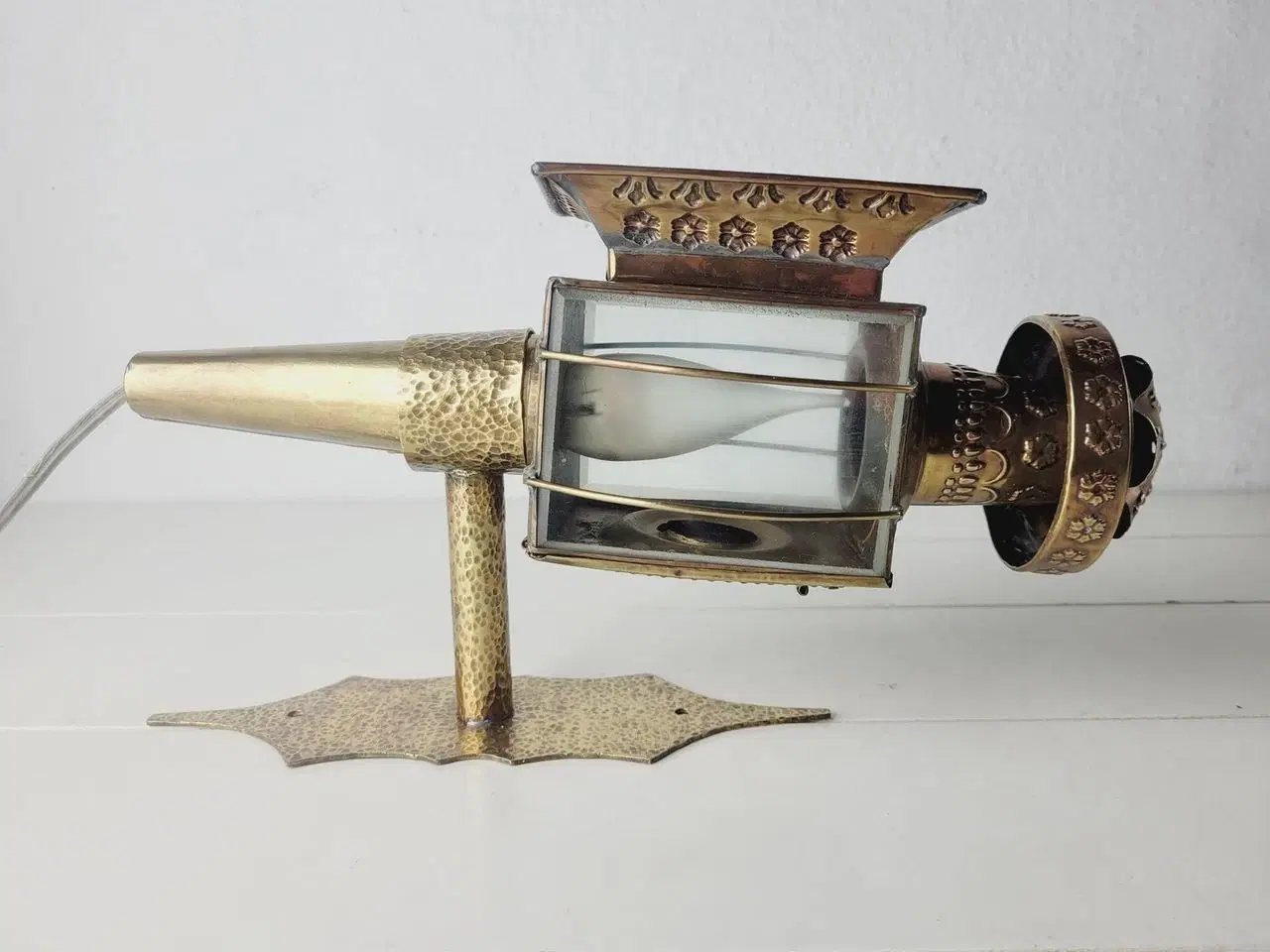 Billede 5 - ⭐️- Vintage Messing Væglampe / vognlampe