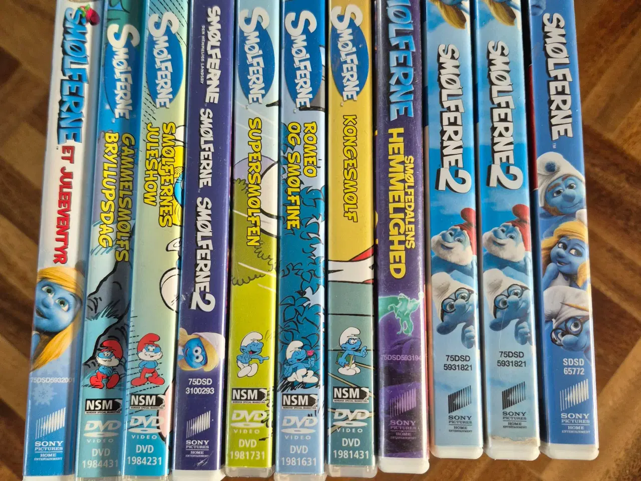 Billede 7 - Smølfe dvd film forskellige titler