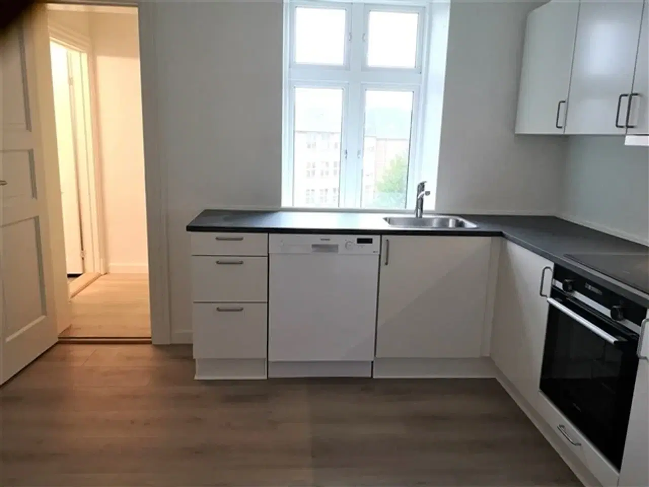 Billede 1 - Lindevej, 101 m2, 3 værelser, 7.045 kr., Haderslev, Sønderjylland