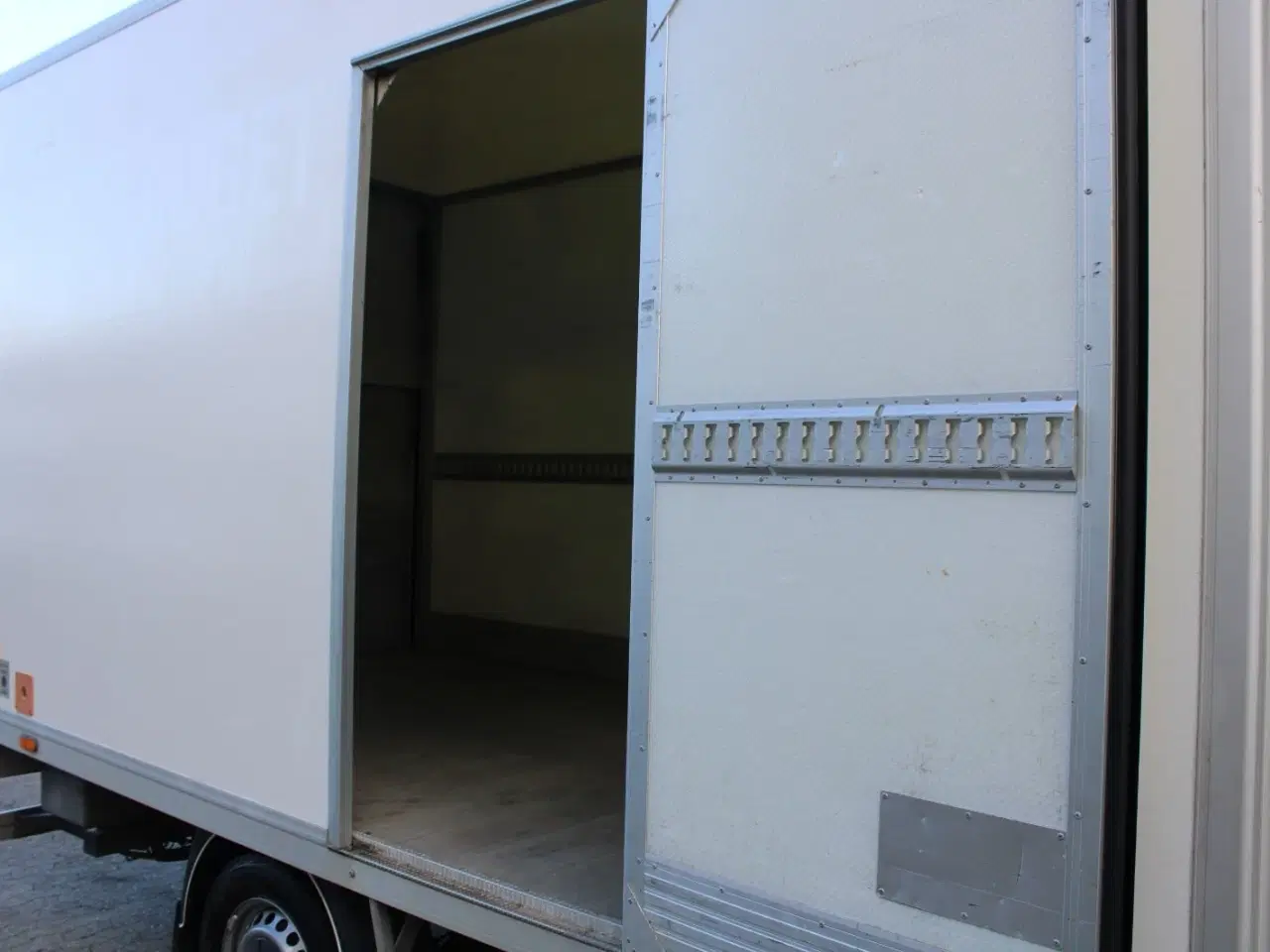 Billede 15 - Mercedes Sprinter 314 2,2 CDi A2 Alukasse m/lift FWD