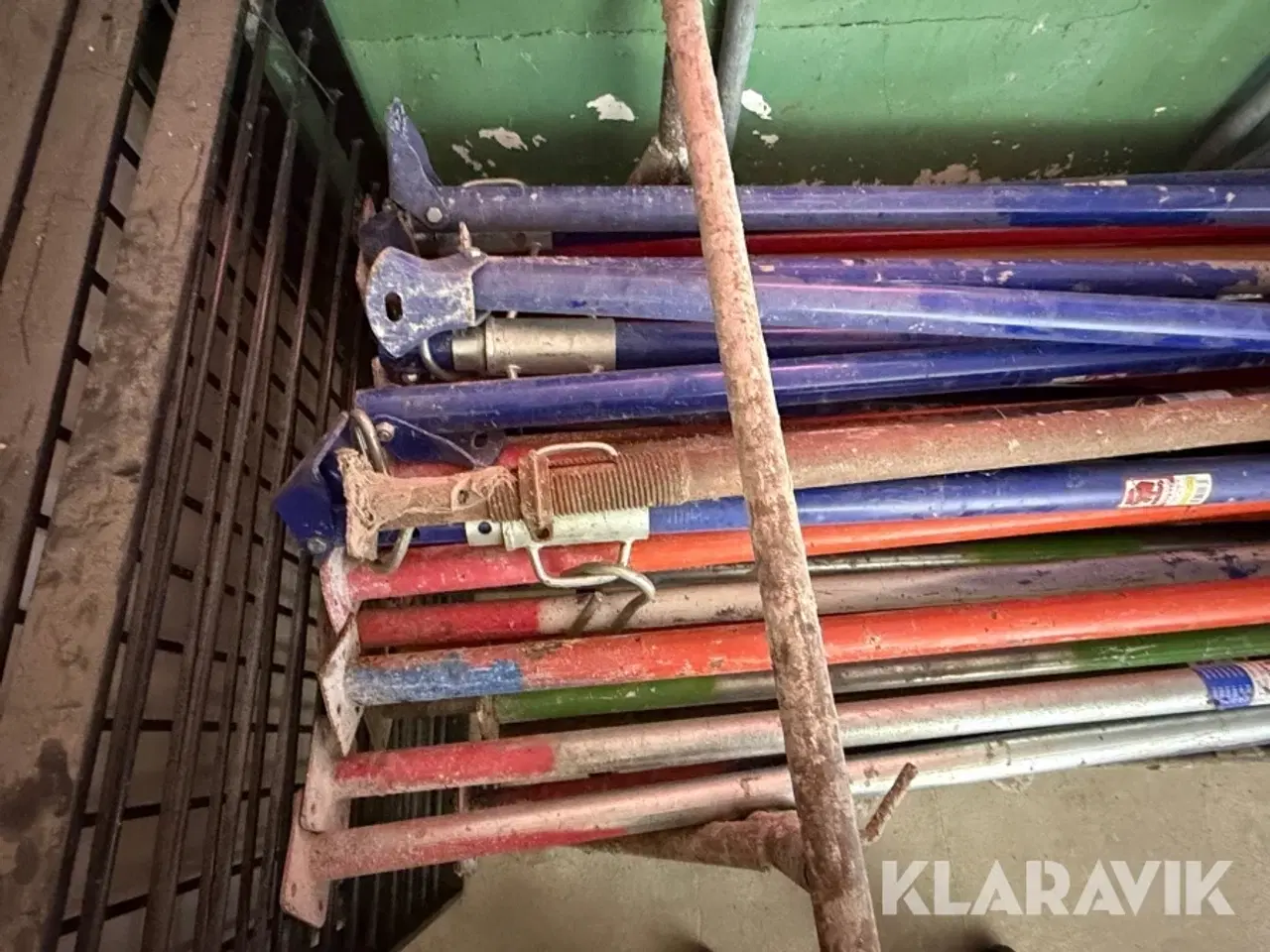 Billede 5 - Lot soldater og støttestænger 35 styk