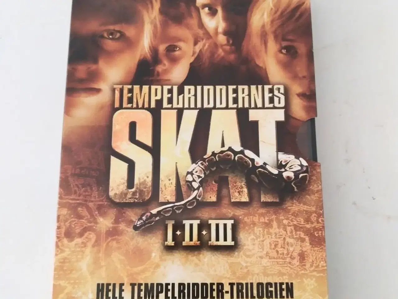 Billede 8 - Danske dvd serier med dvd afspiller