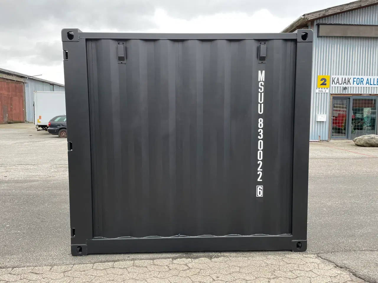 Billede 3 - Nye 8 fods container Isoleret i Sort