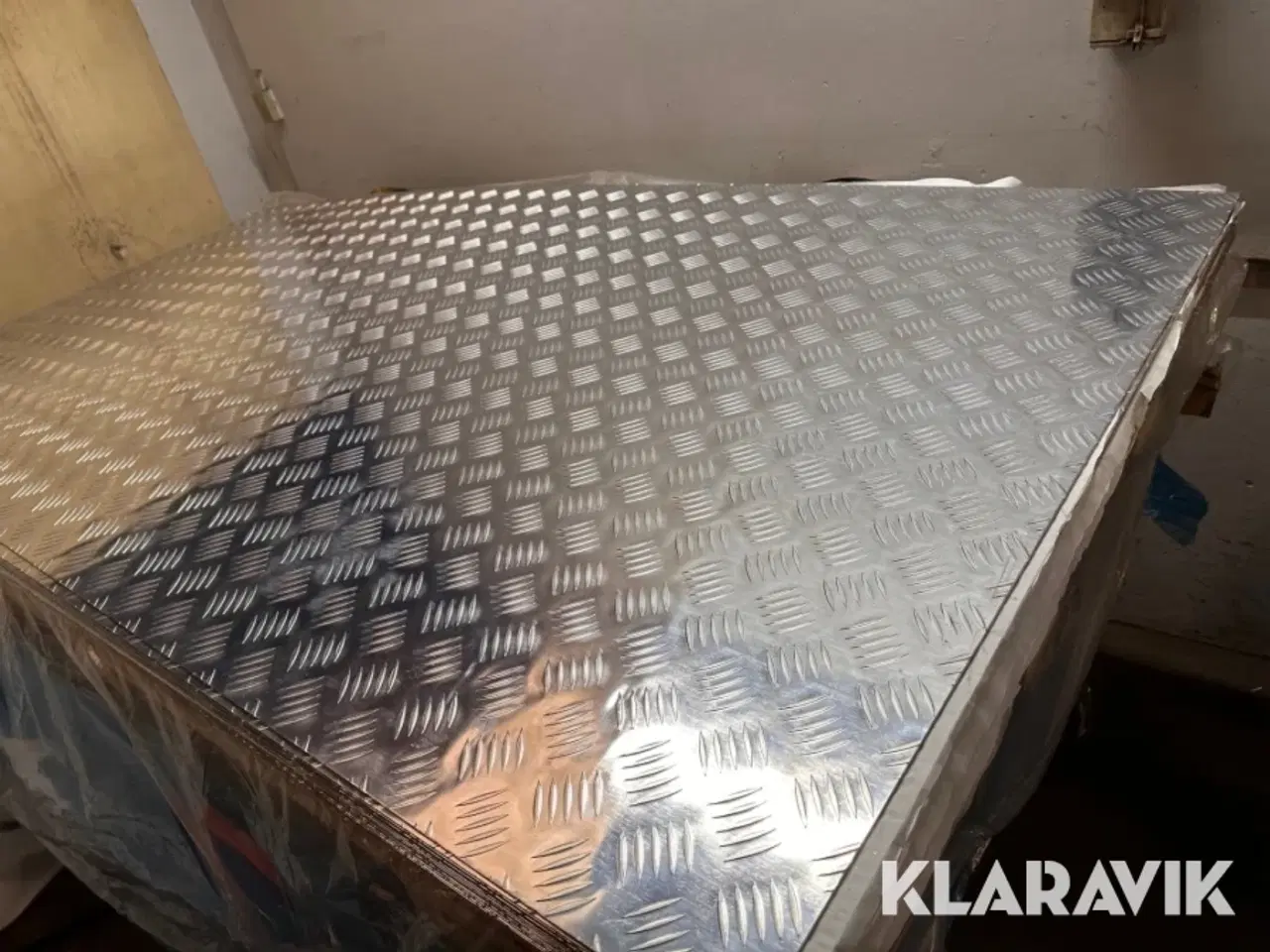 Billede 2 - Dørkplader i aluminium , skridsikre - 10 styk.