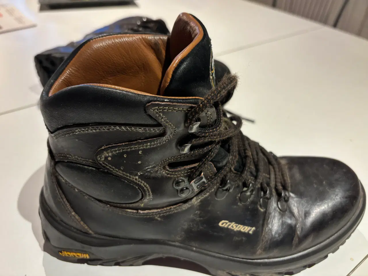 Billede 6 - Grisport læder vandrestøvler str 43 . Herre.