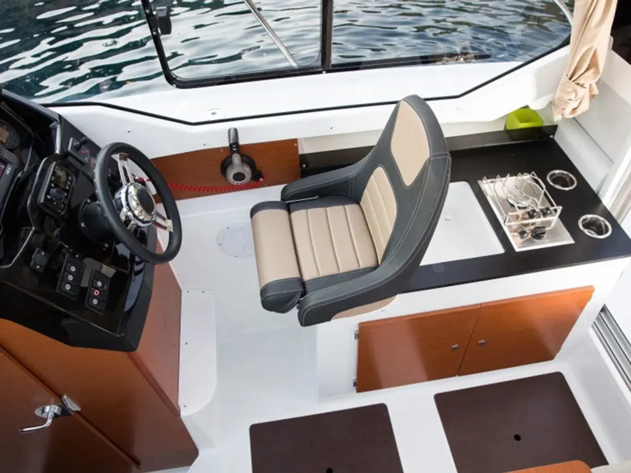 Billede 20 - Jeanneau Merry Fisher 795 Serie 2 - 200 HK Yamaha