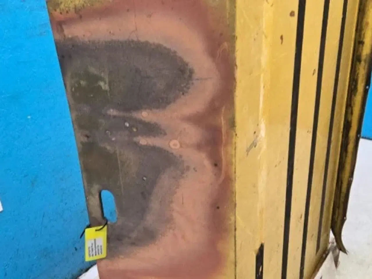 Billede 4 - New Holland TX68 Motorhjelmpanel 84036179