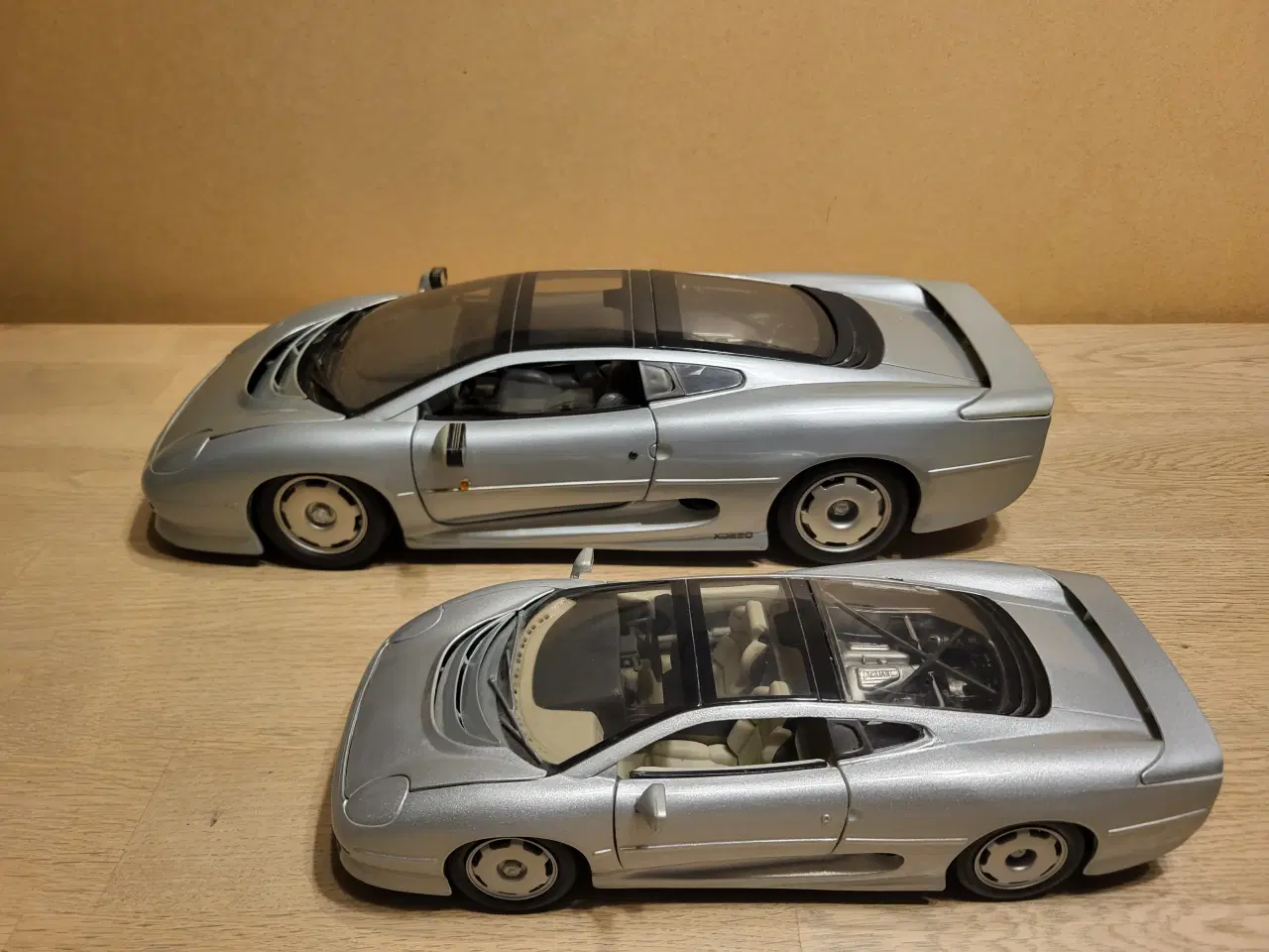 Billede 6 - Modelbil, Jaguar XJ220, skala 1/12