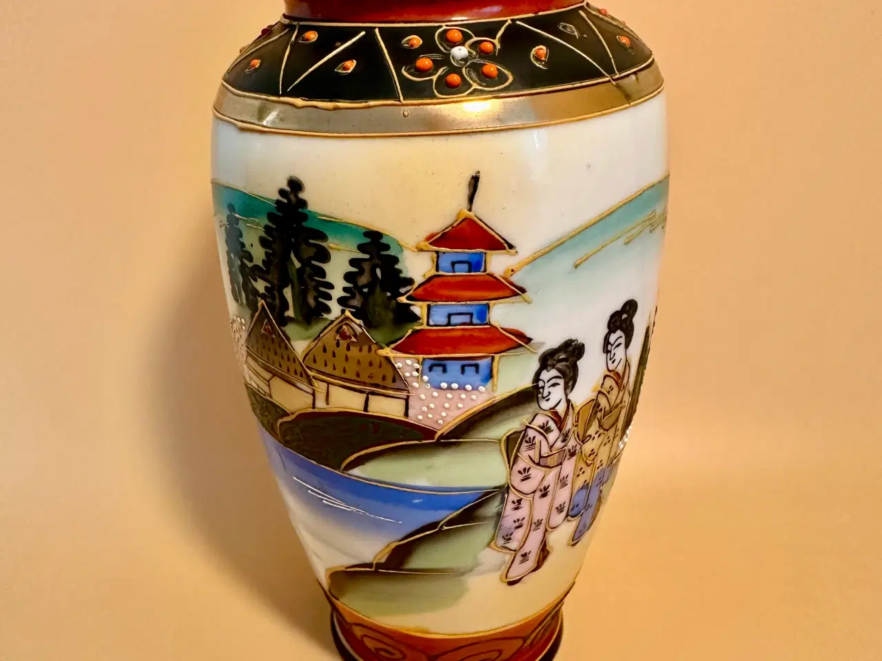 Billede 4 - To vintage håndmalede vaser