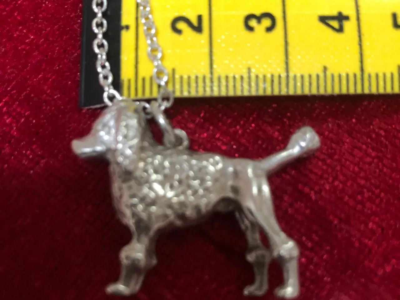 Billede 3 - Flot vintage sølvkæde med puddel hund