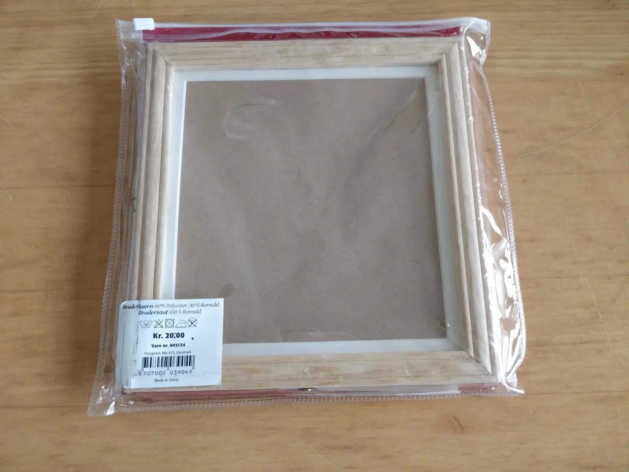 Billede 3 - Broderisæt