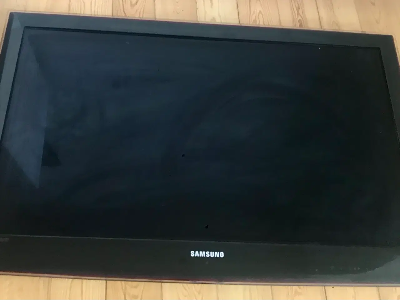 Billede 1 - Samsung 40” (101,6 cm. diameter)
