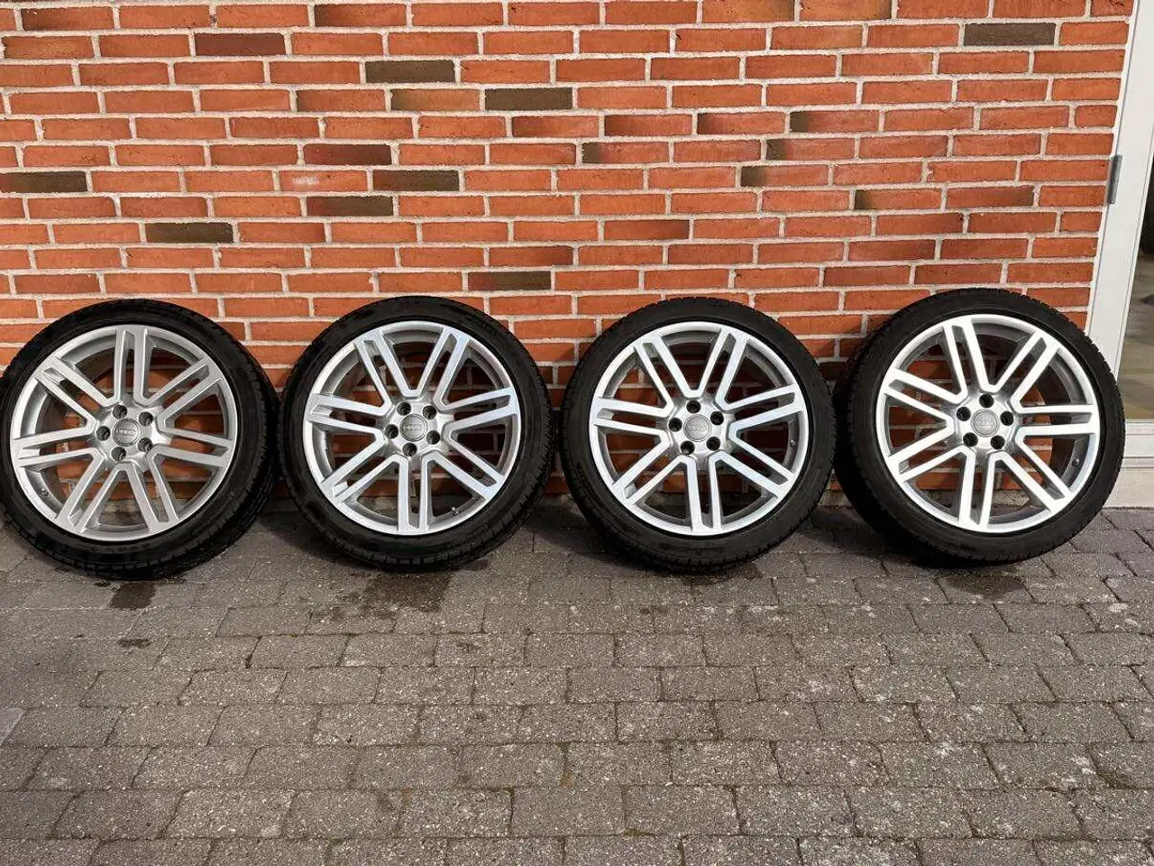 Billede 1 - Danmarks billigste Audi RS6 vinterdæk, Komplet Sæt